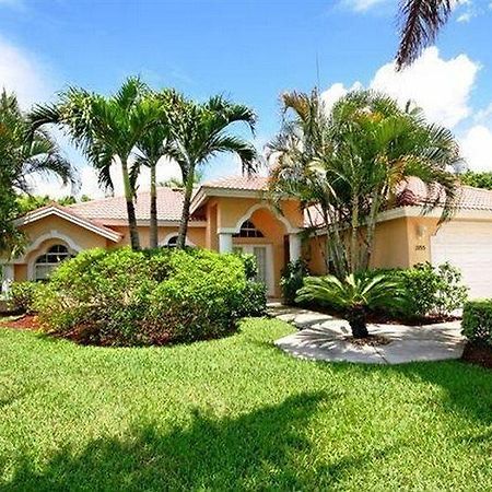 Universal Vacation Homes 麥爾茲堡 外观 照片